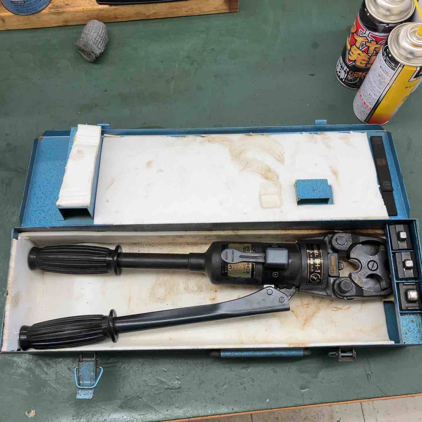 泉精器 IZUMI 手動油圧式圧着工具 9H-1 鴻巣店