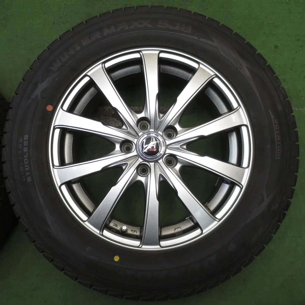 バリ溝 21年 キレイ 9.5分 スタッドレス 225 65R17 ダンロップ ウインターマックス SJ8 Fang ファング 17インチ PCD114.3 5H 5091903NJス