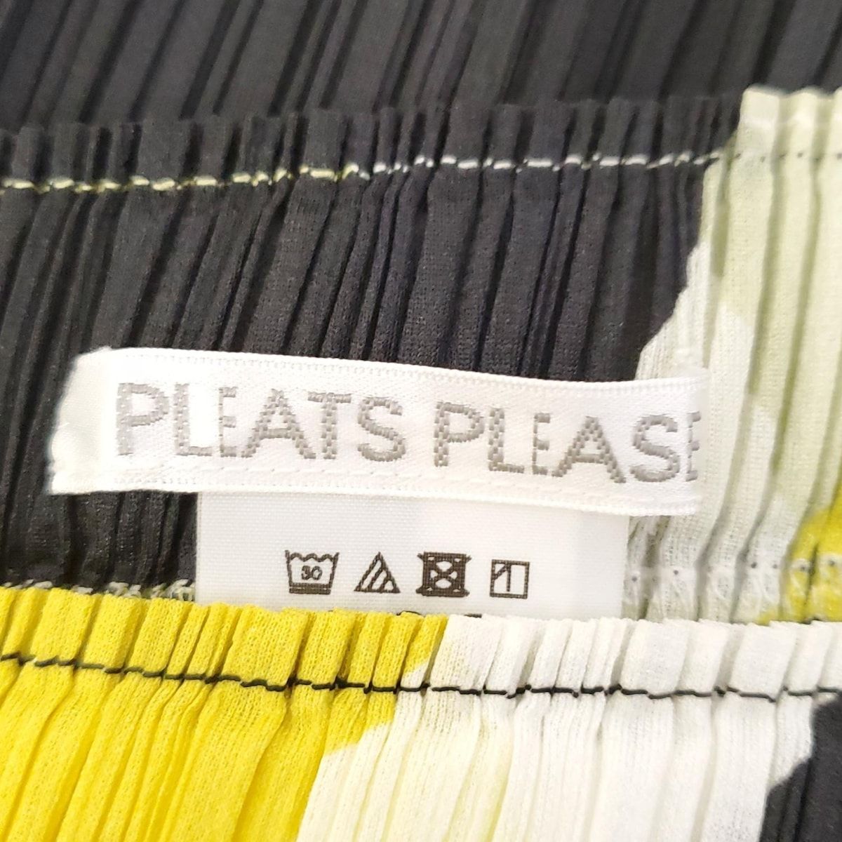 PLEATS