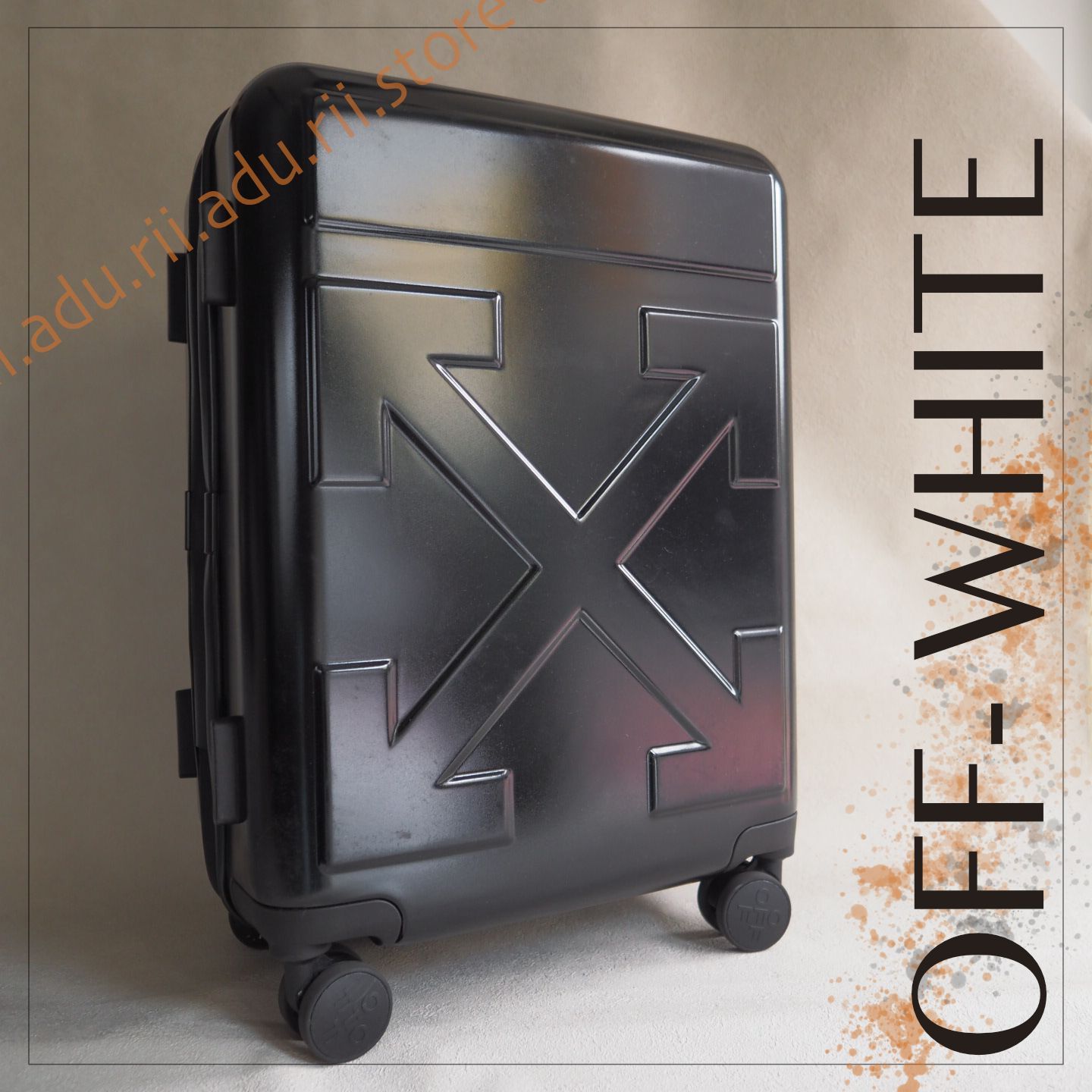 ☆OFF-WHITE☆ ARROW TROLLEY キャリーケース