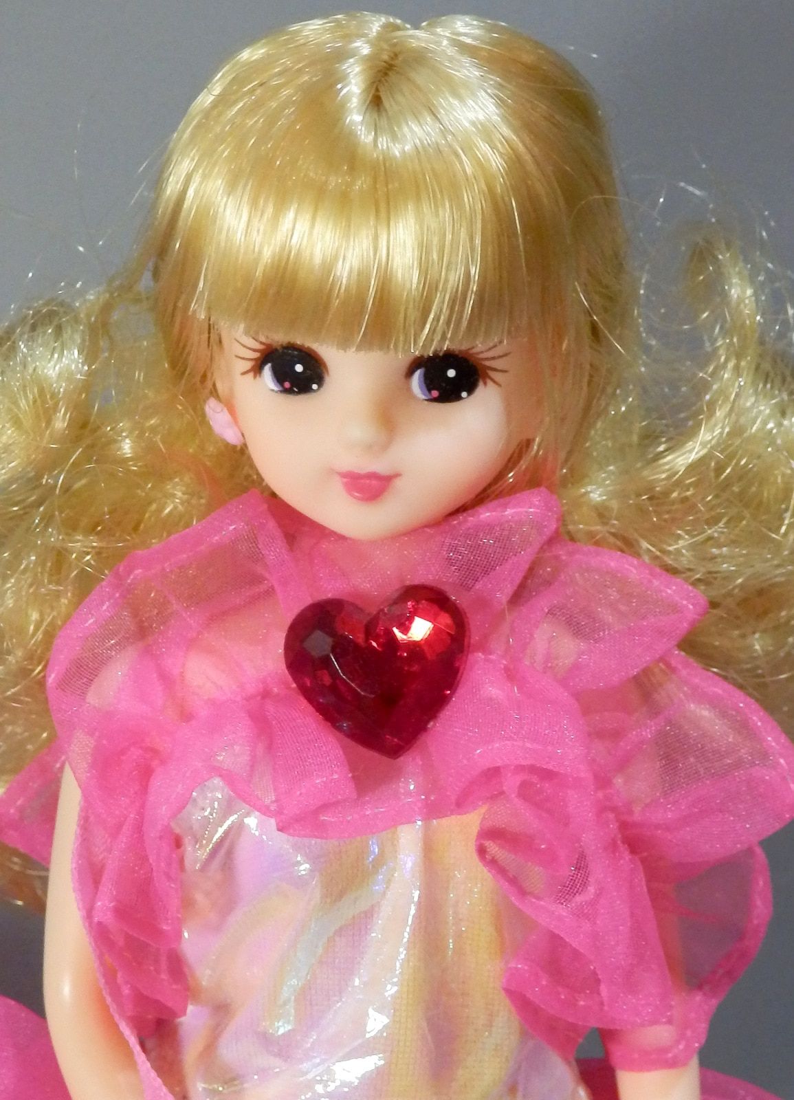 タカラ 5代目リカちゃん ピンキーピンクリカちゃん(外はねカール)