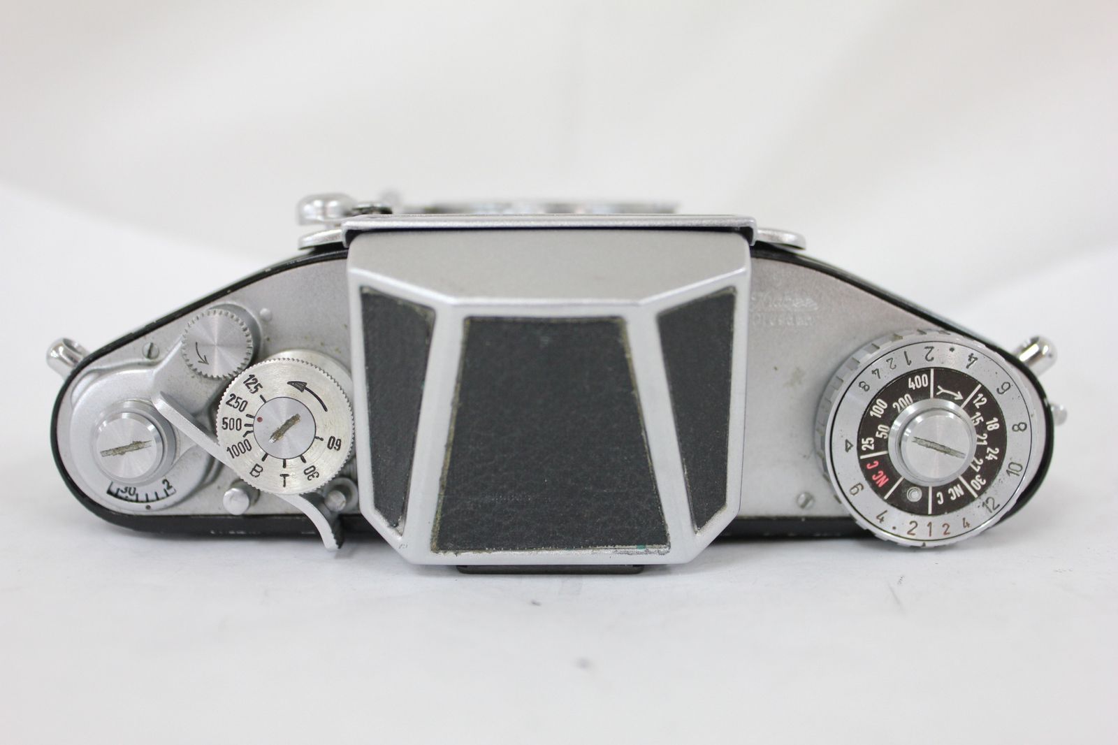 ◇ Ihagee イハゲー EXAKTA Varex IIa + Carl Zeiss Jena Biotar 5.8cm