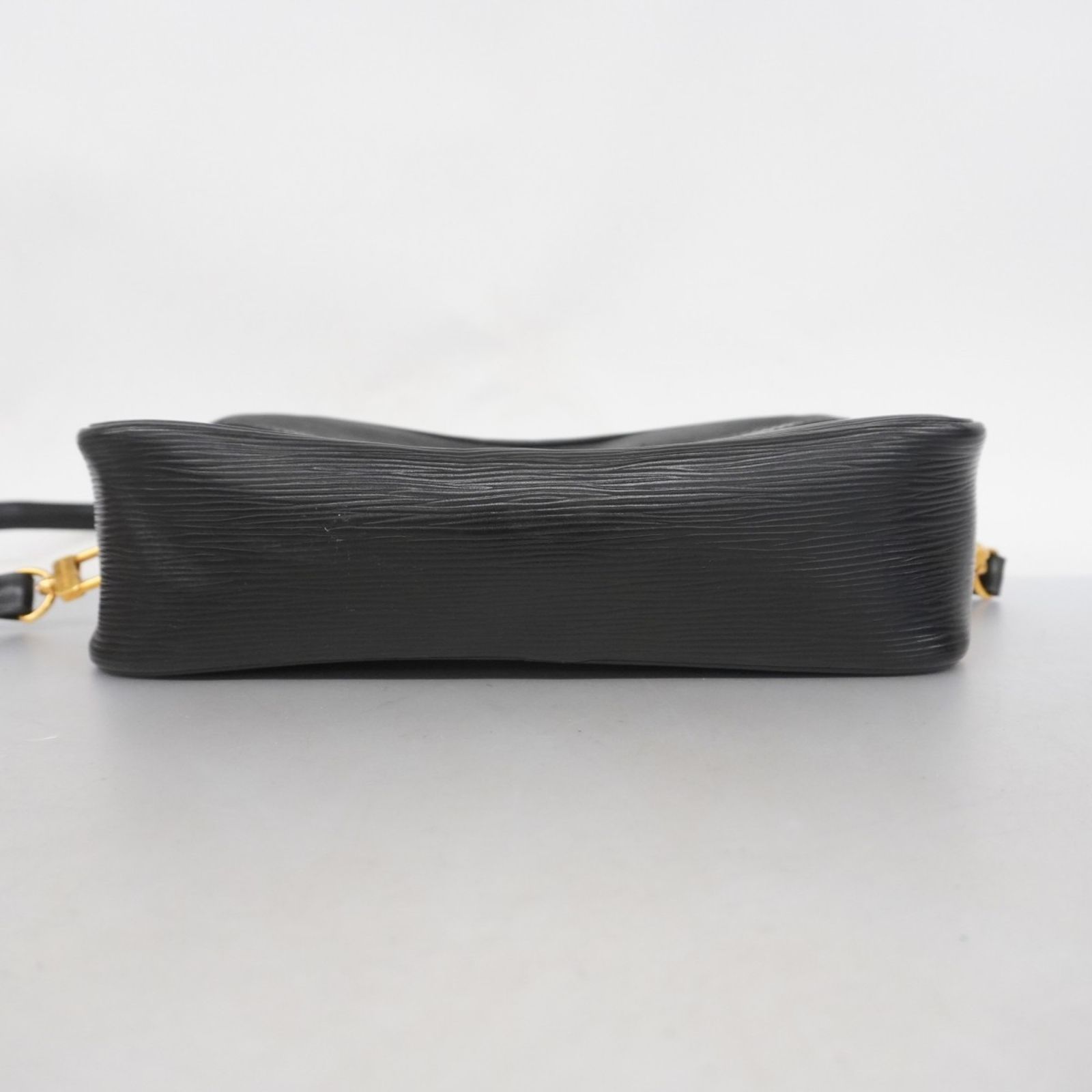 激安ルイ ヴィトン エピ トロカデロ27 レザー ノワールM52302 楽天市場】【バッグ】LOUIS VUITTON ルイ ヴィトン エピ