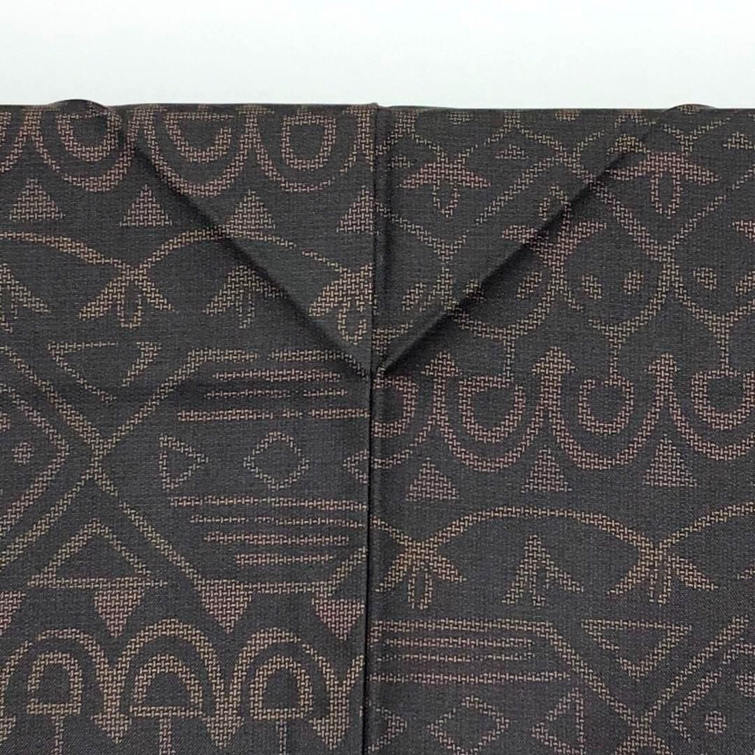 本場大島紬 染大島 抽象模様 証紙付 黒色 K-2910 - メルカリ 