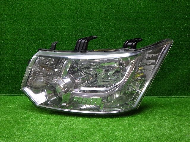 ミツビシ CV デリカD5 前期 左ヘッドライト HID 100-87918