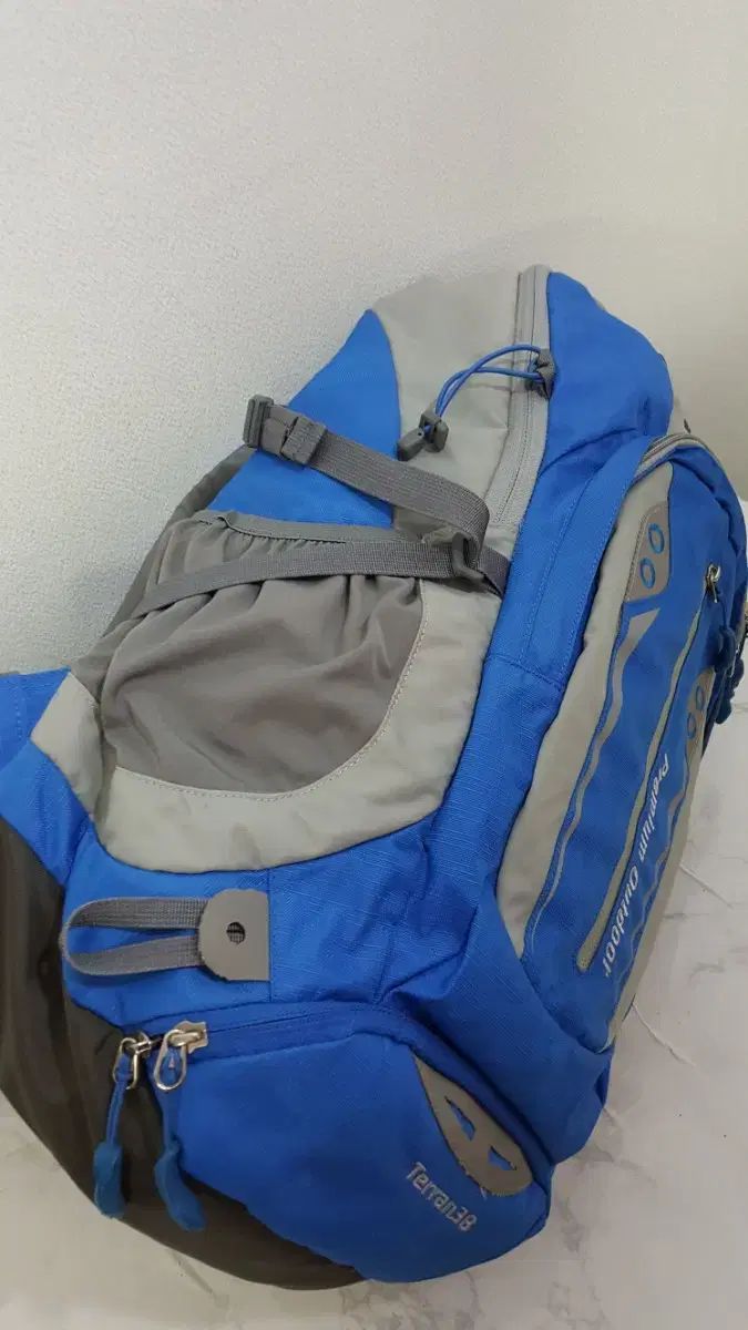 BLACK YAK ブラックヤク プレミアム バックパック 38 リットル HRDEVELOPMENT_JP