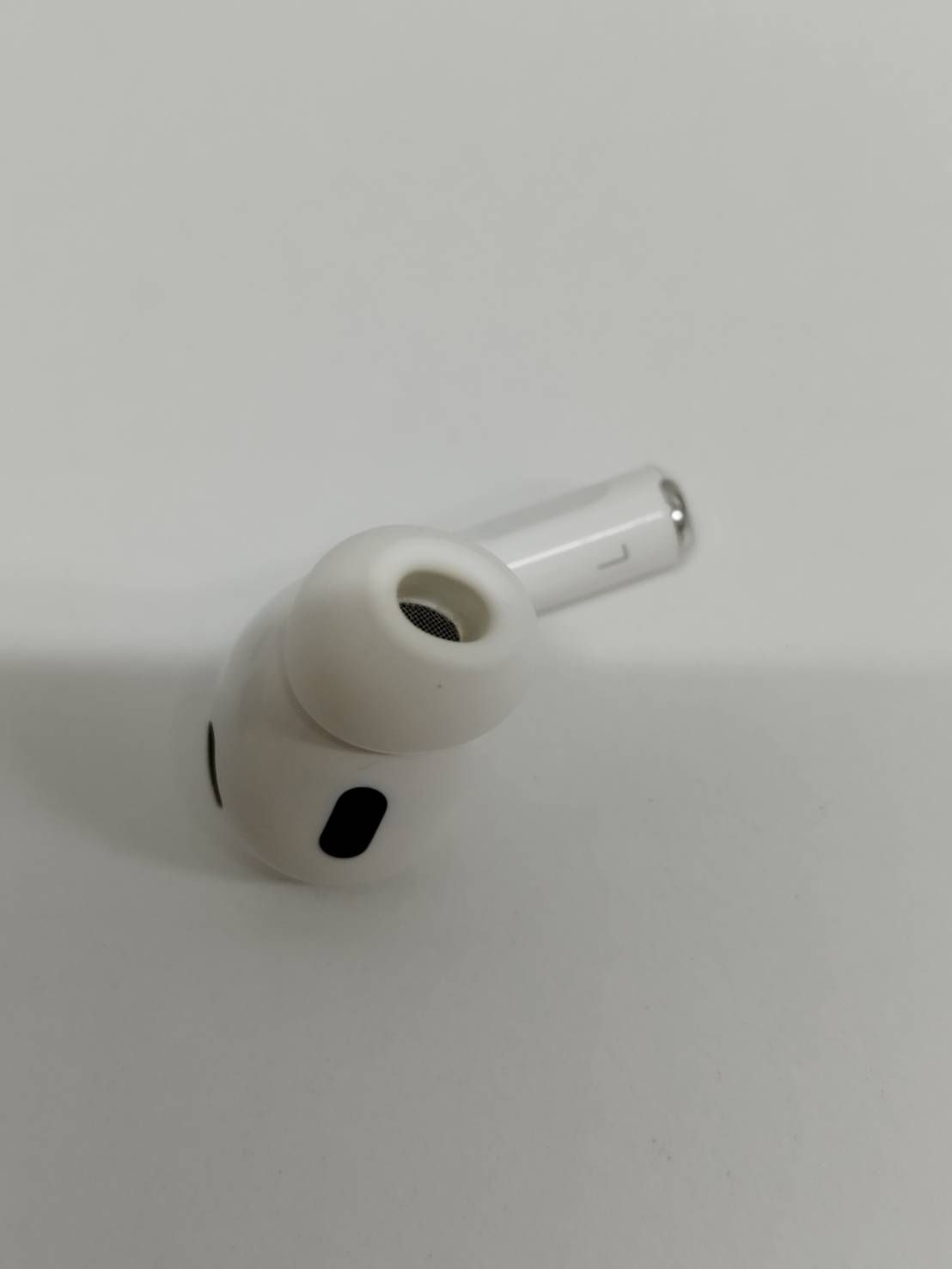 オーディオ機器 AirPods Pro 2 両耳のみ イヤホン A2698 A2699
