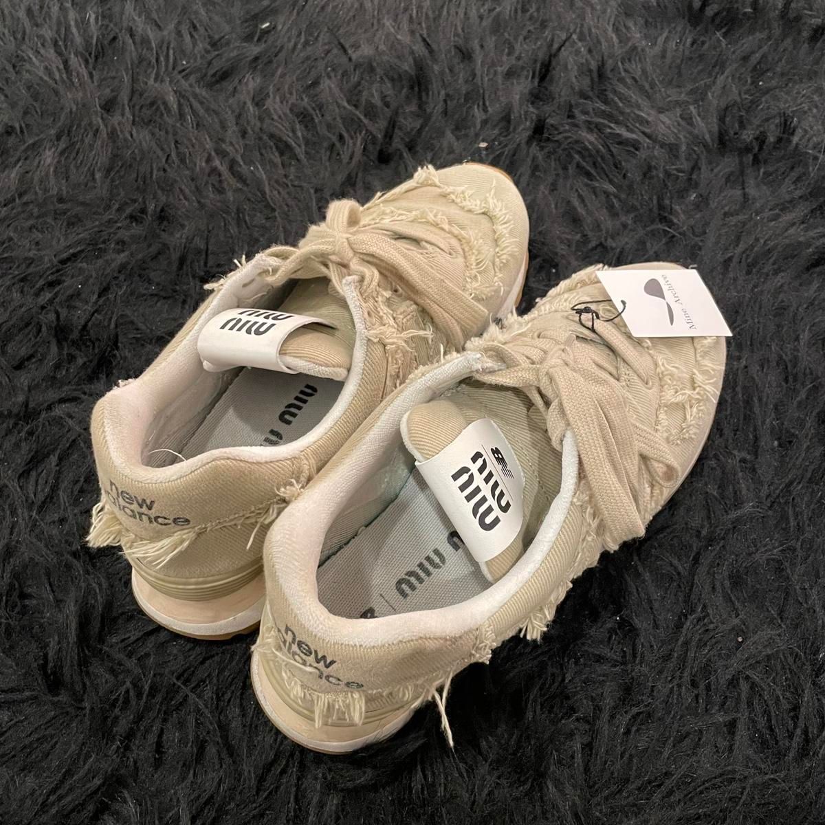Bunjang商品韓国直送】MIU MIU(ミュウミュウ) x New Balance Bunjang商品韓国直送】MIU MIU(ミュウミュウ) x New Balance