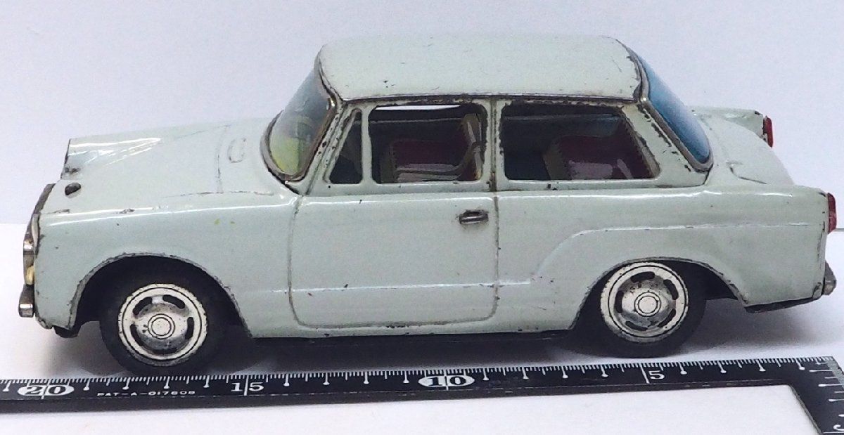 萬代屋【トヨタ パブリカ TOYOTA PUBLICA 黄緑グリーン】ブリキ
