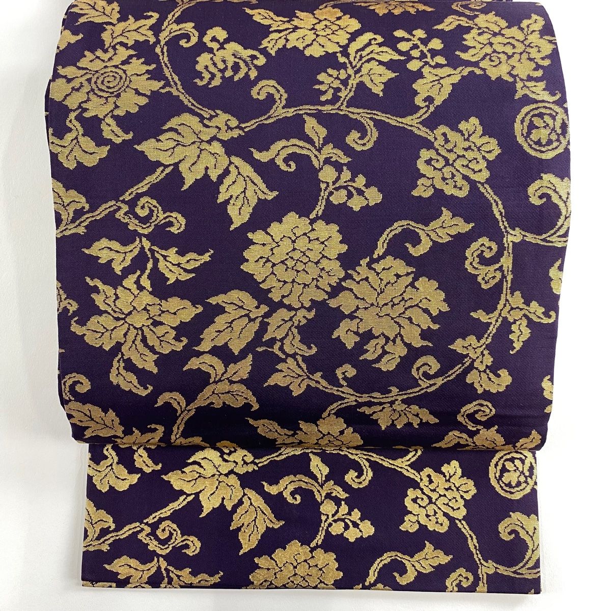 開き名古屋帯 秀品 花唐草 箔 濃紫 正絹
