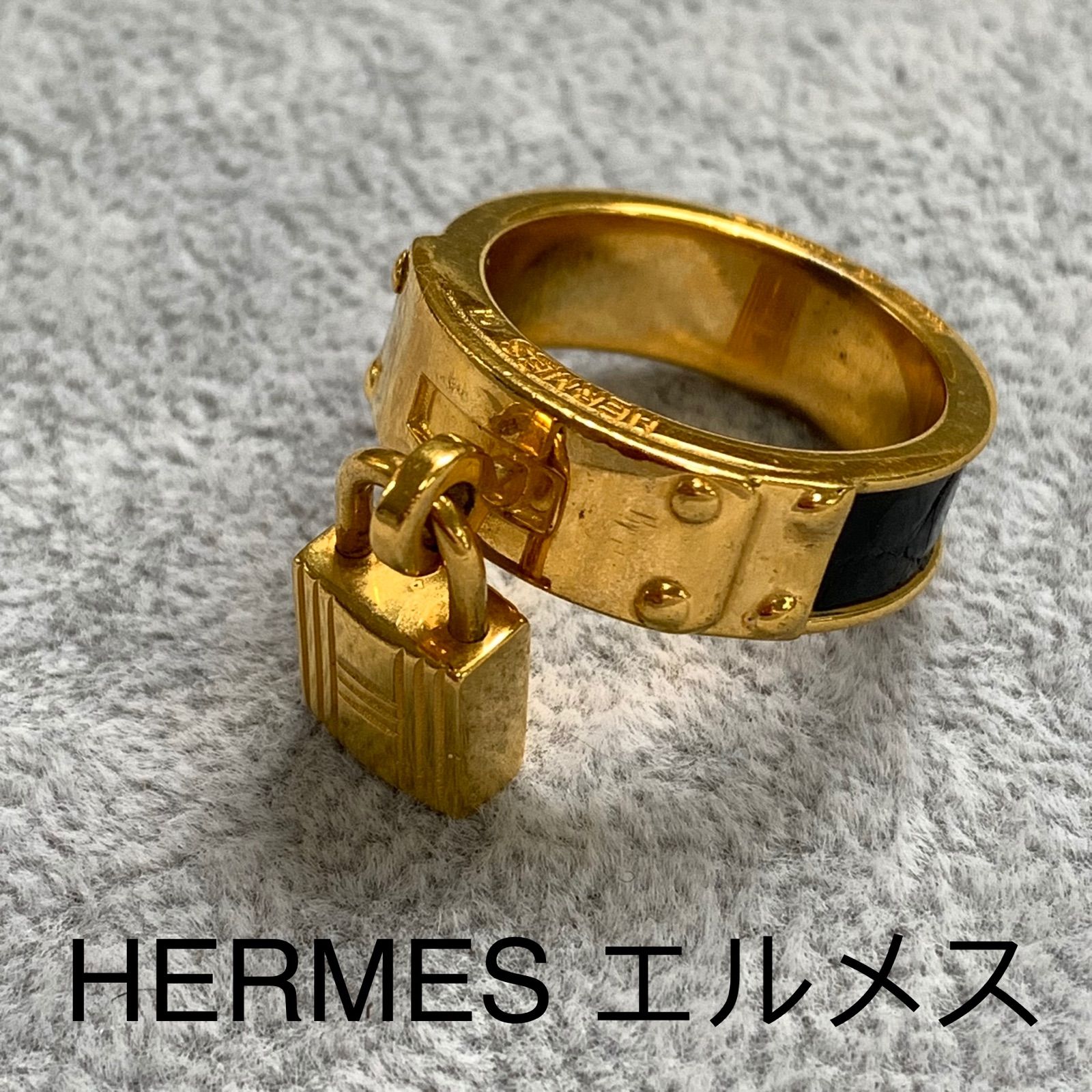 HERMES スカーフリング ゴールド／ブラック-