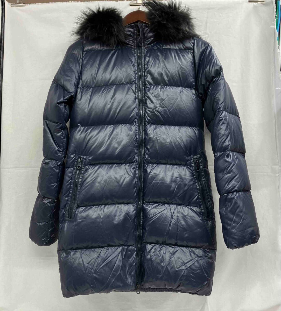 DUVETICA|デュベティカ 9A Карра D. 037.00. MFG-1057R ダウンジャケット|ネイビー ファー サイズ38