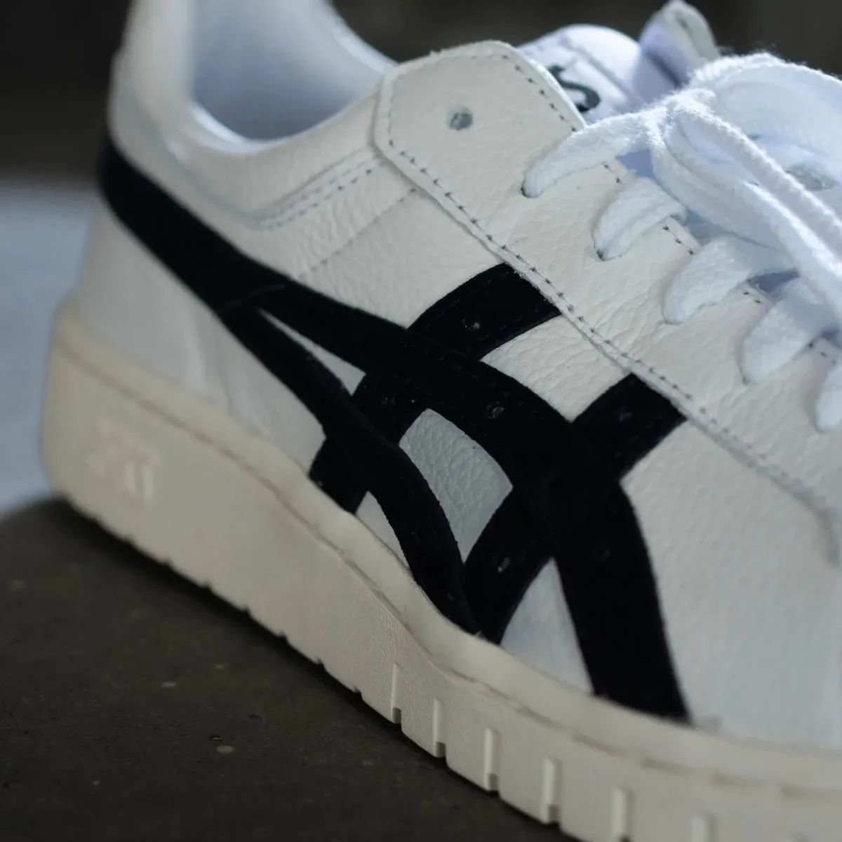 新品】ASICS アシックス | GEL-PTG WHITE / BLACK レディースサイズ 23.0 ～ 24.5 - メルカリ