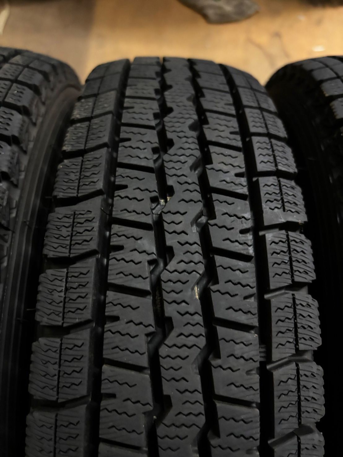 ダイハツ ハイゼットトラック ジャンボ S510P スタッドレスタイヤ アルミホイール 4本セット 145R12 送料込み FFCRYSTALESIA_COM