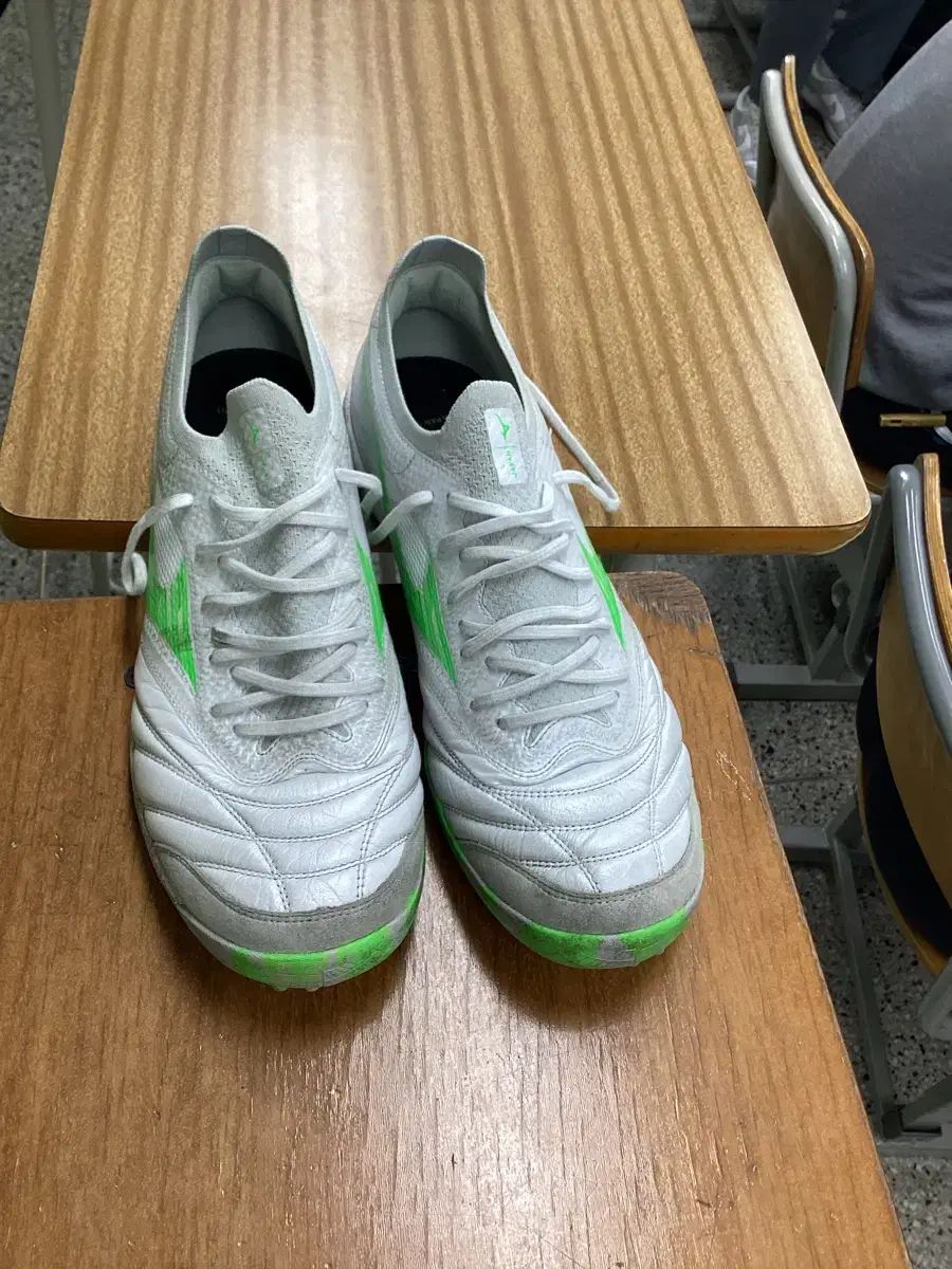 mizuno ミズノ モレリア ネオ TF 280
