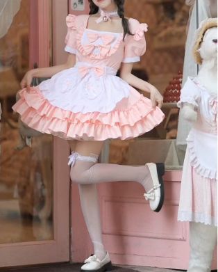 Amazon.co.jp: [YAISHN] メイド服 ゴスロリ 人気 4色展開 鈴付き