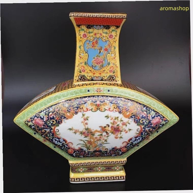 清乾隆琺瑯彩飄花黄地花鳥四方瓶 景徳鎮 陶磁器 装飾品 現代工芸