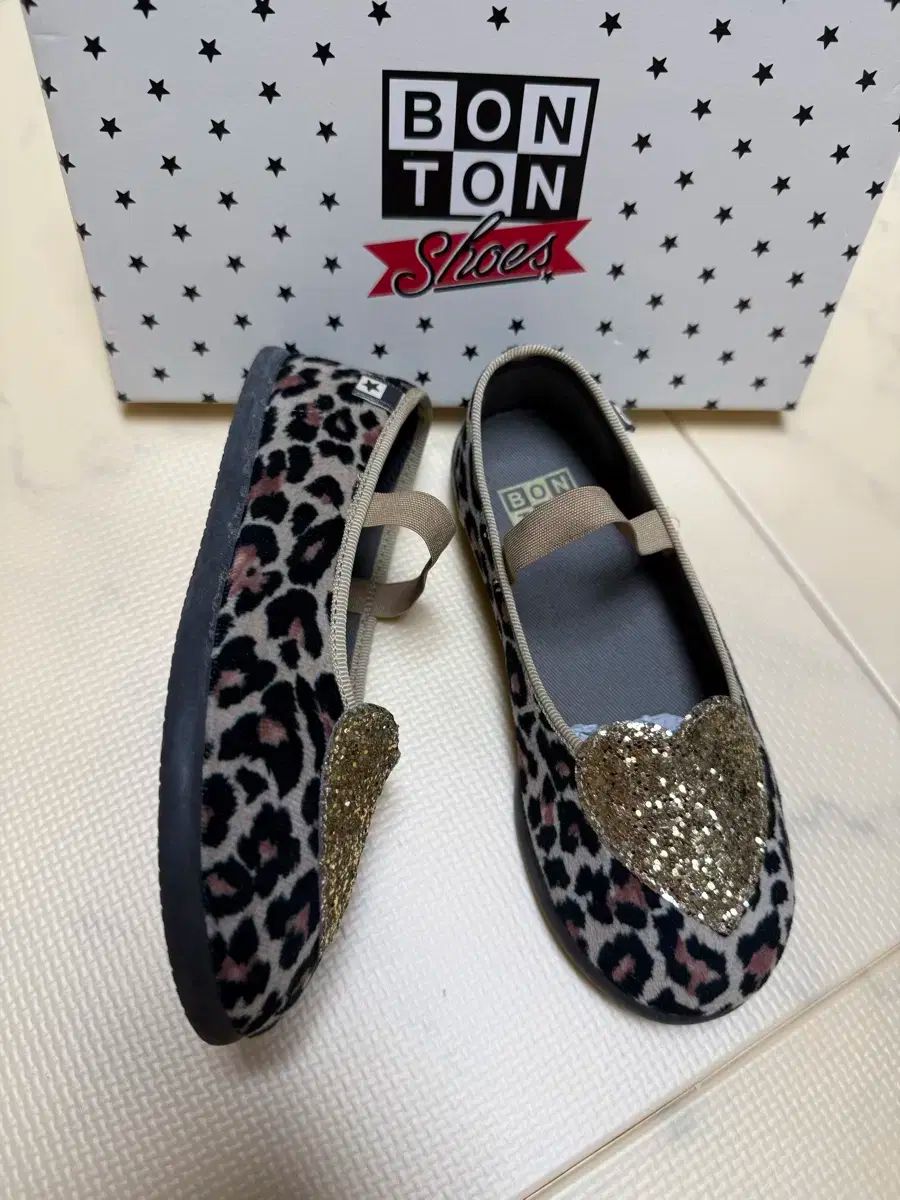 ボントン グリッターハート メアリー ジェーン レオパート 29 サイズ