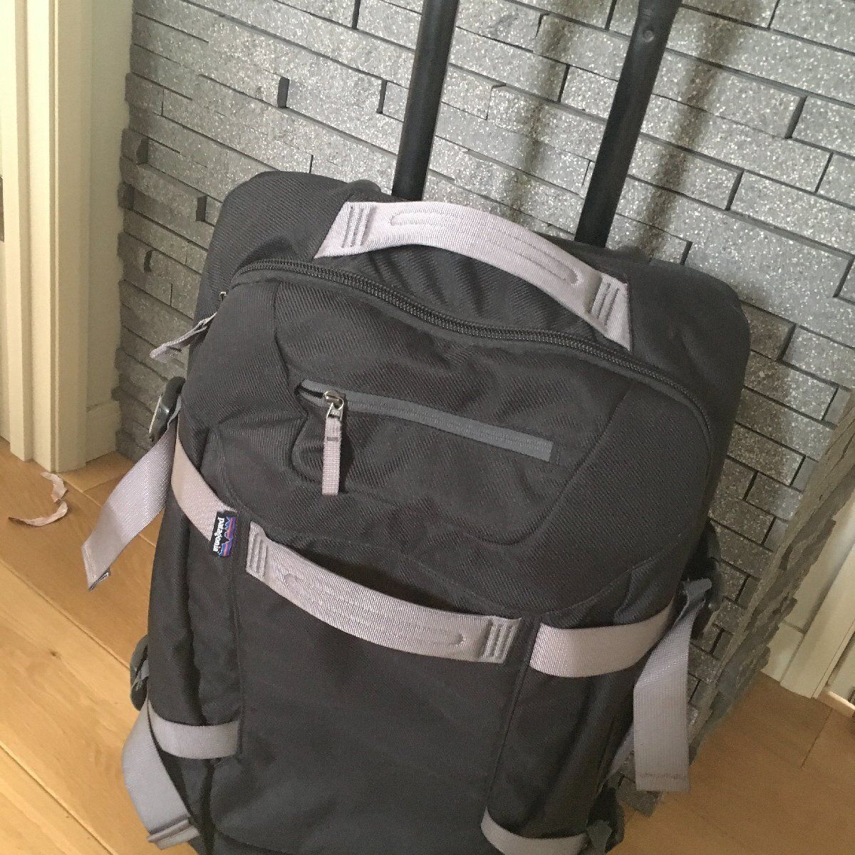 美品 Patagonia パタゴニア スーツケース キャリーバッグ 60L