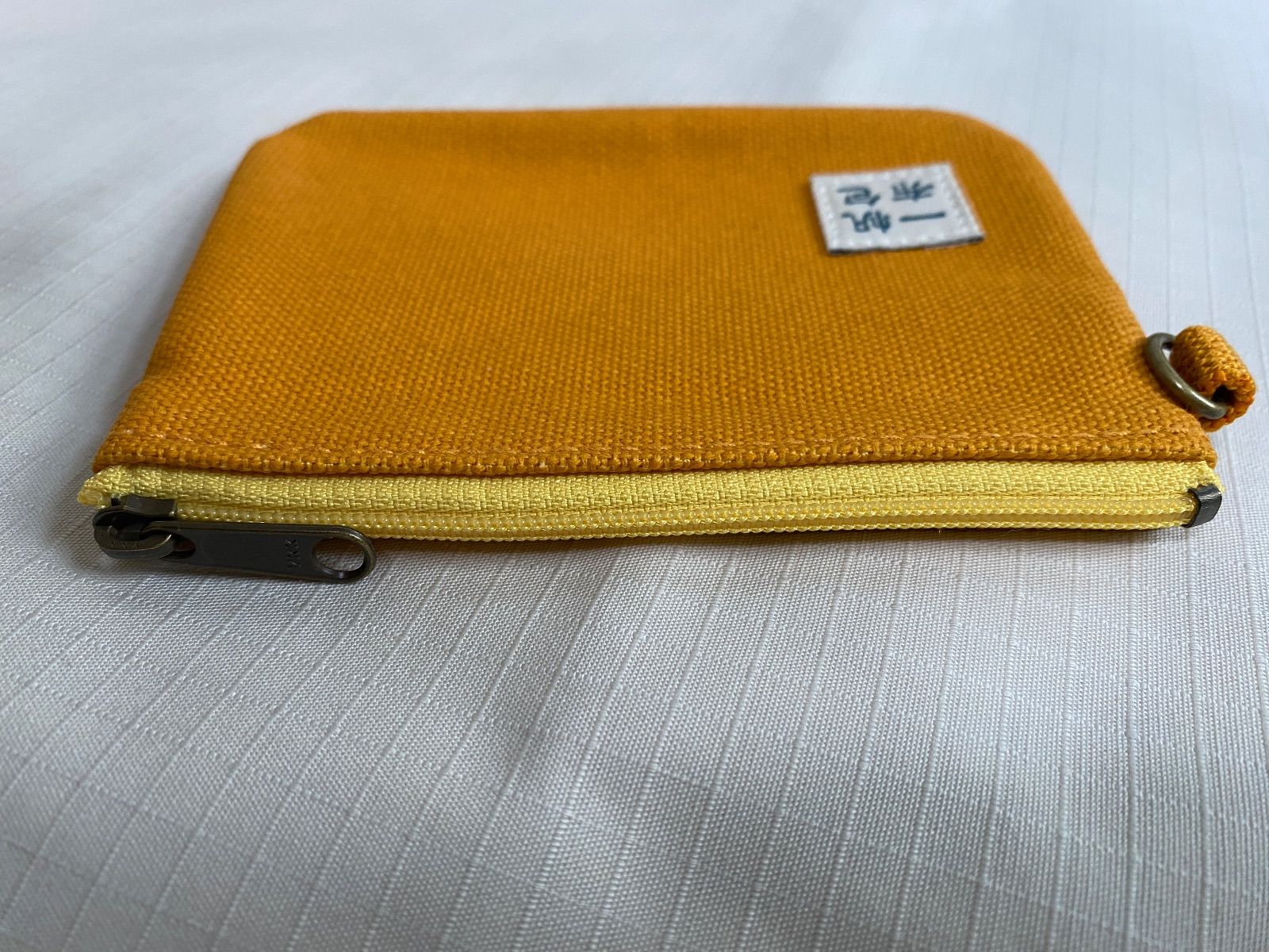 【一帆布包】台湾 ルーローハン刺繍入り帆布薄型小銭入れ