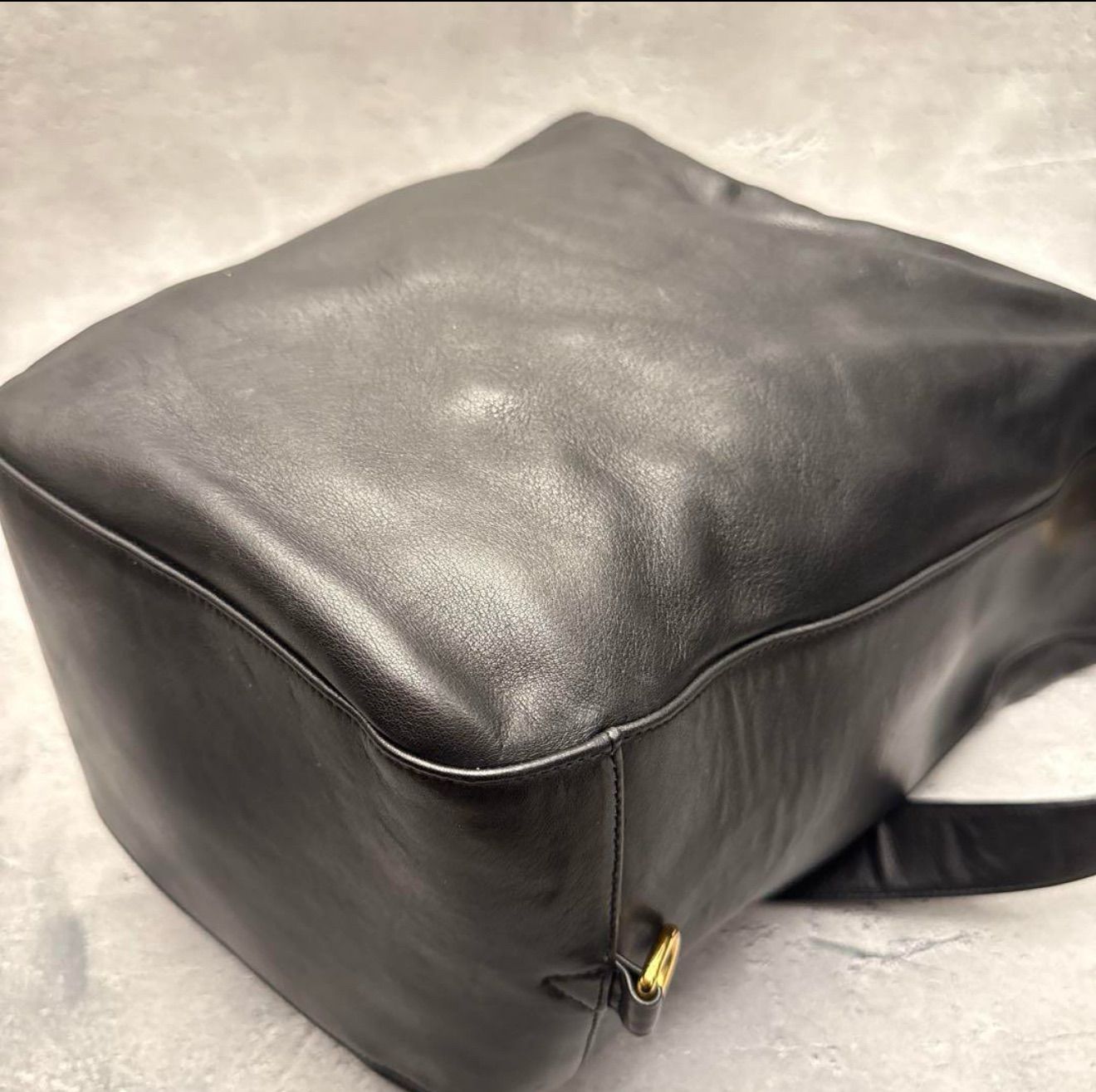 ✨BALLY バリー バケツ型 ショルダーバッグ 黒 レザー✨ - メルカリ