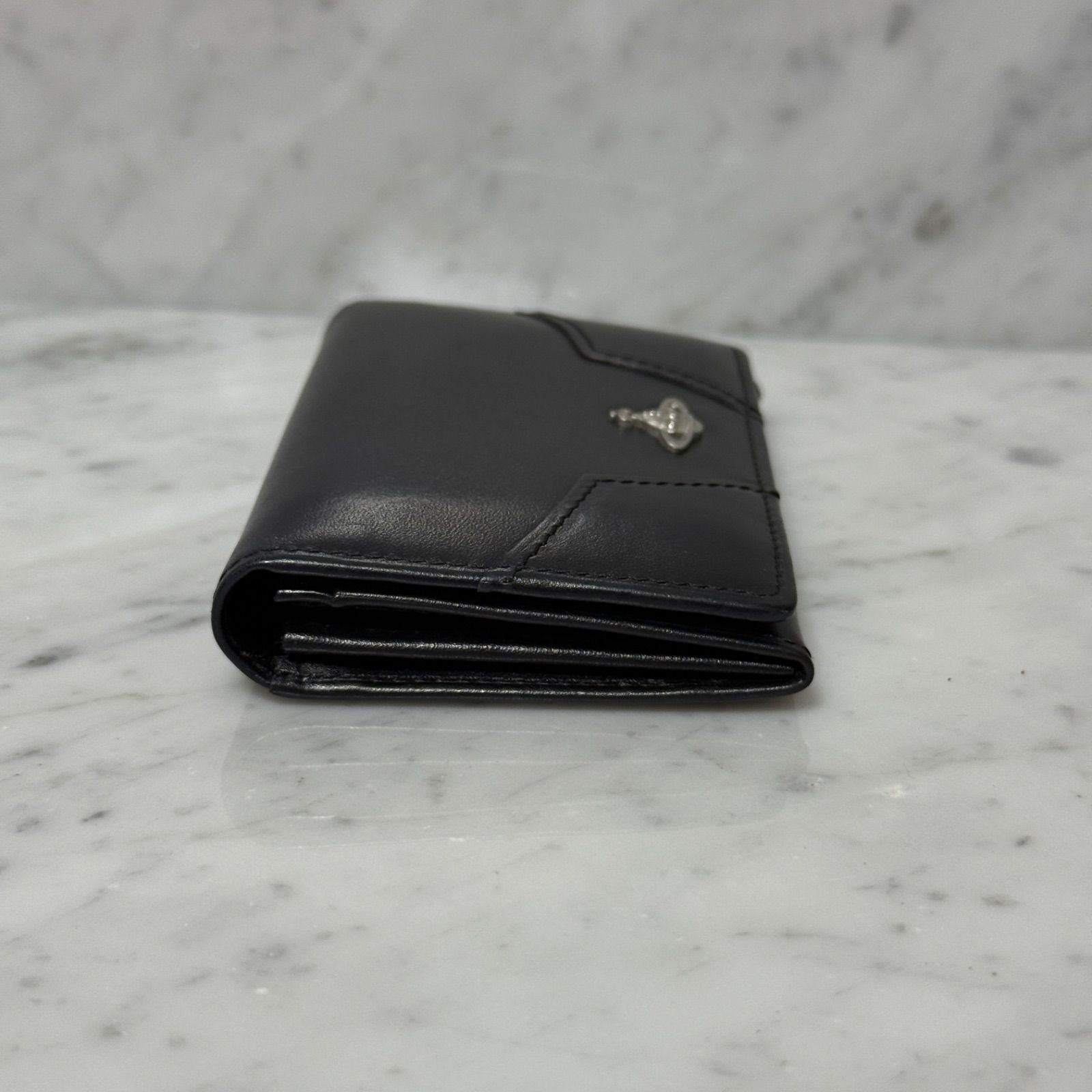 美品 Vivienne Westwood ヴィヴィアンウエストウッド ブラック 黒 本革