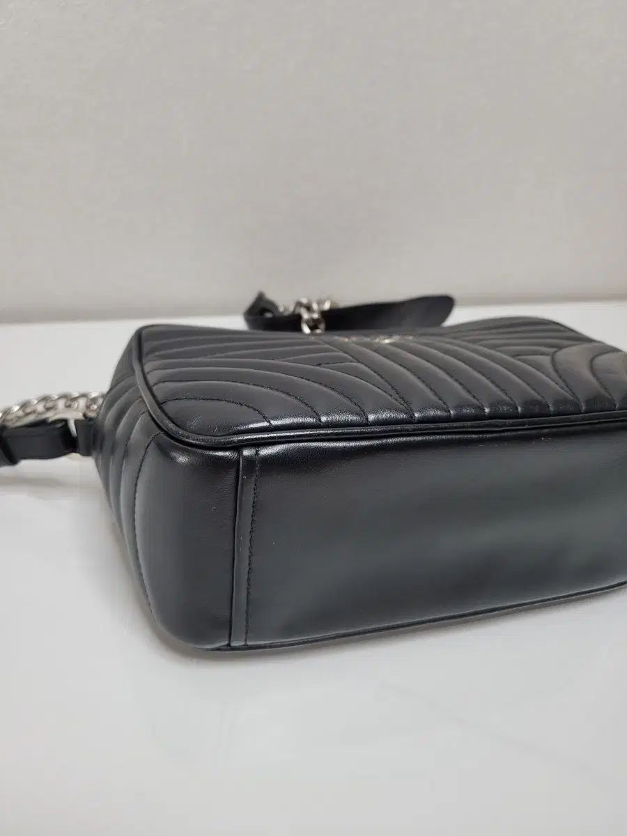 チェーン カメラバッグ