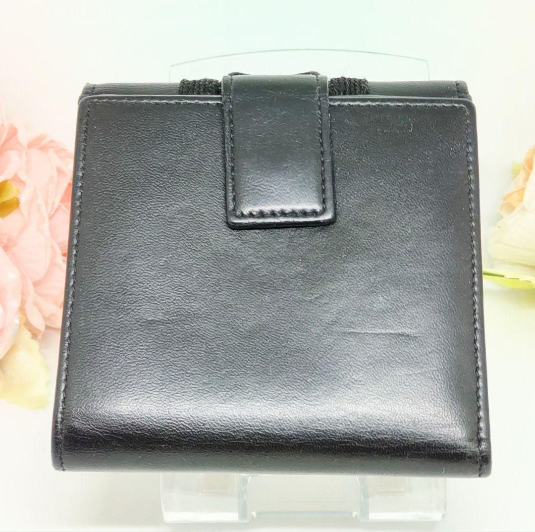 Christian Dior ロゴプレート レザー3折財布 ブラック - メルカリ Christian Dior ロゴプレート レザー3折財布 ブラック - メルカリ