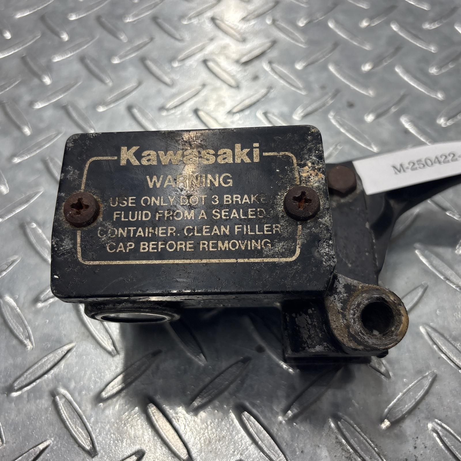 フロントマスターシリンダー カワサキ