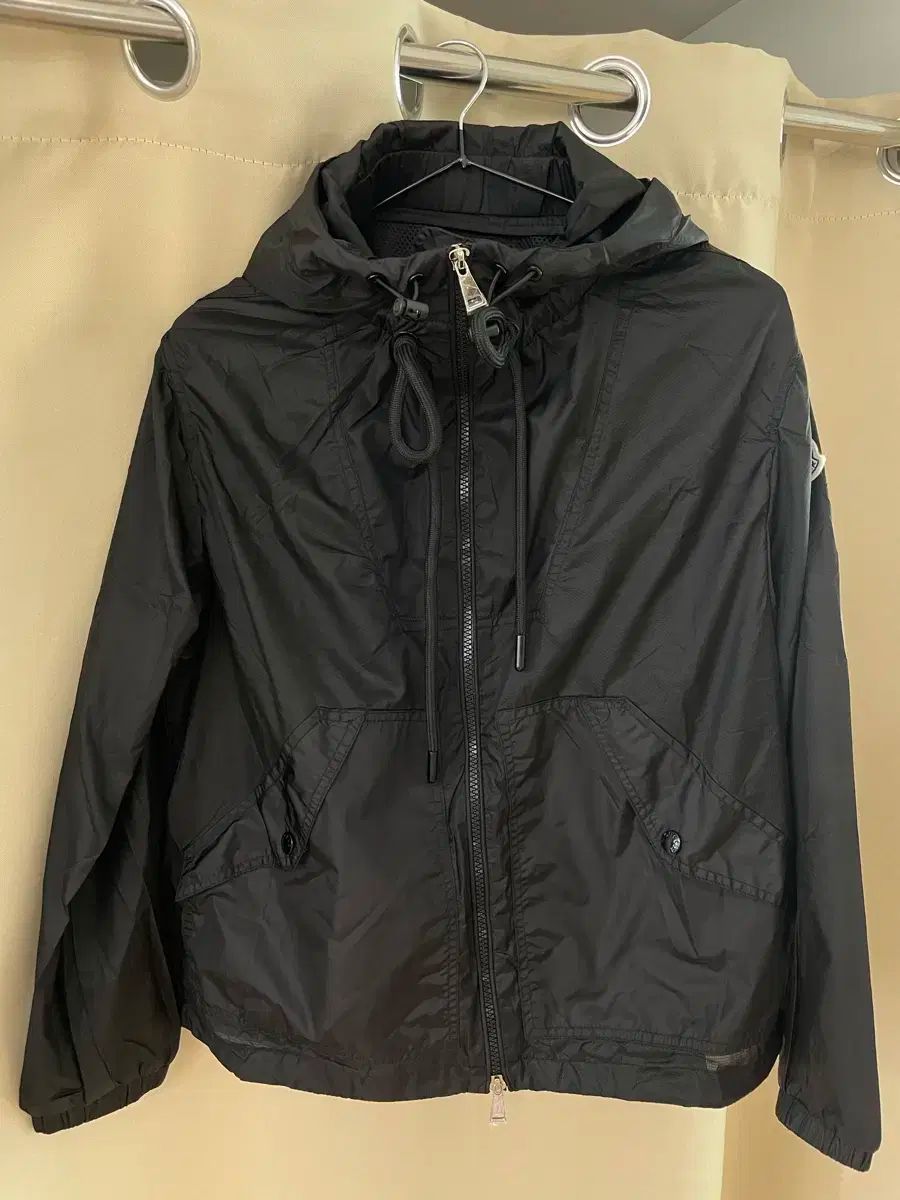 新品 MONCLER(モンクレール) ウィンドブレーカー 0 サイズ