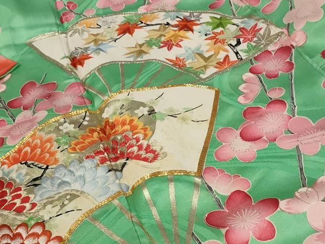 503z5.509y19.小物.406v46☆振袖 身幅広め 金駒刺繍 金彩 二尺袖 小振袖 金駒刺繍 椿 紗綾形地紋 成人式 晴れの