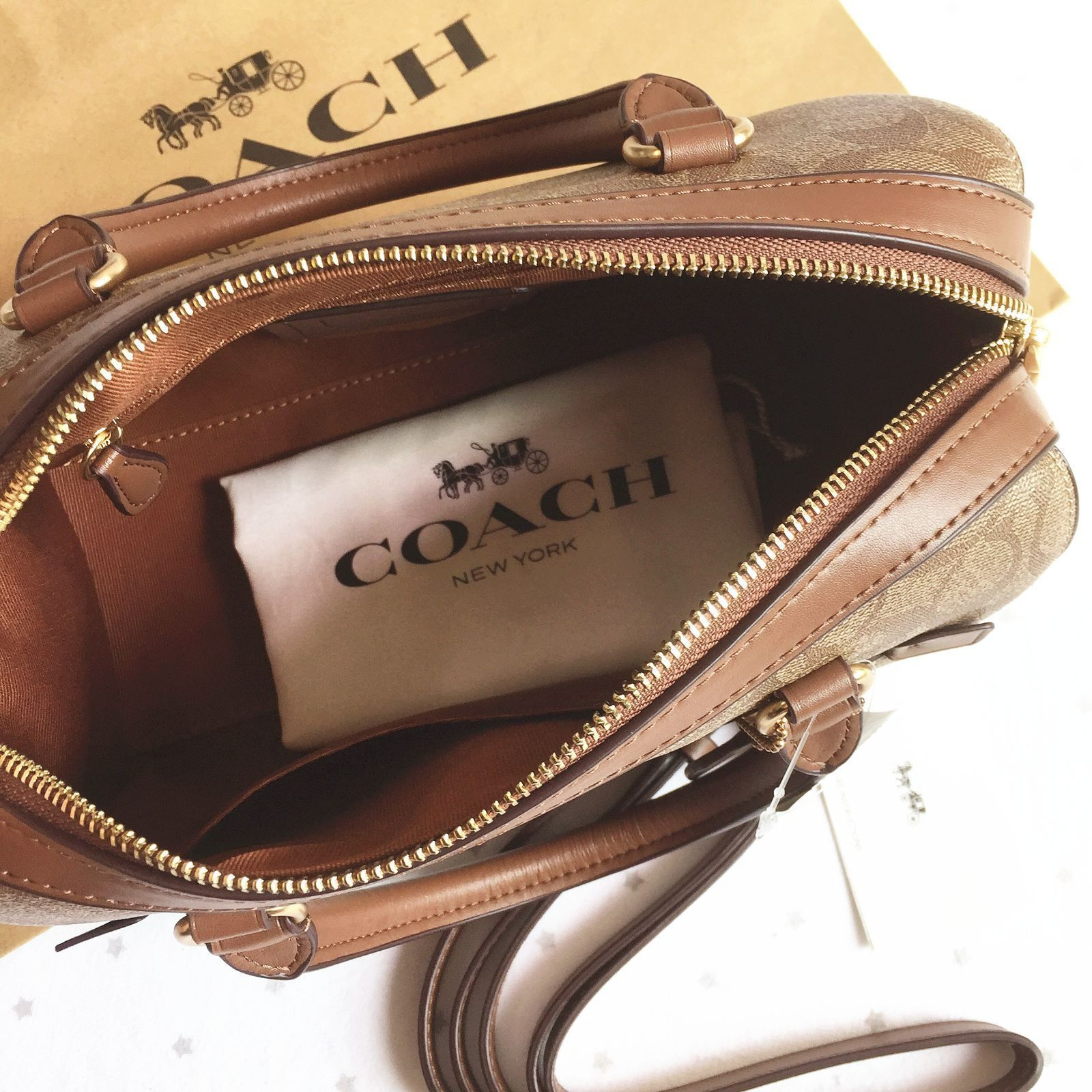 新品】 COACH コーチバッグ F83067 ライトブラウン ハンドバッグ ショルダーバッグ 手提げバッグ レディース アウトレット品 保存袋付属  - メルカリ