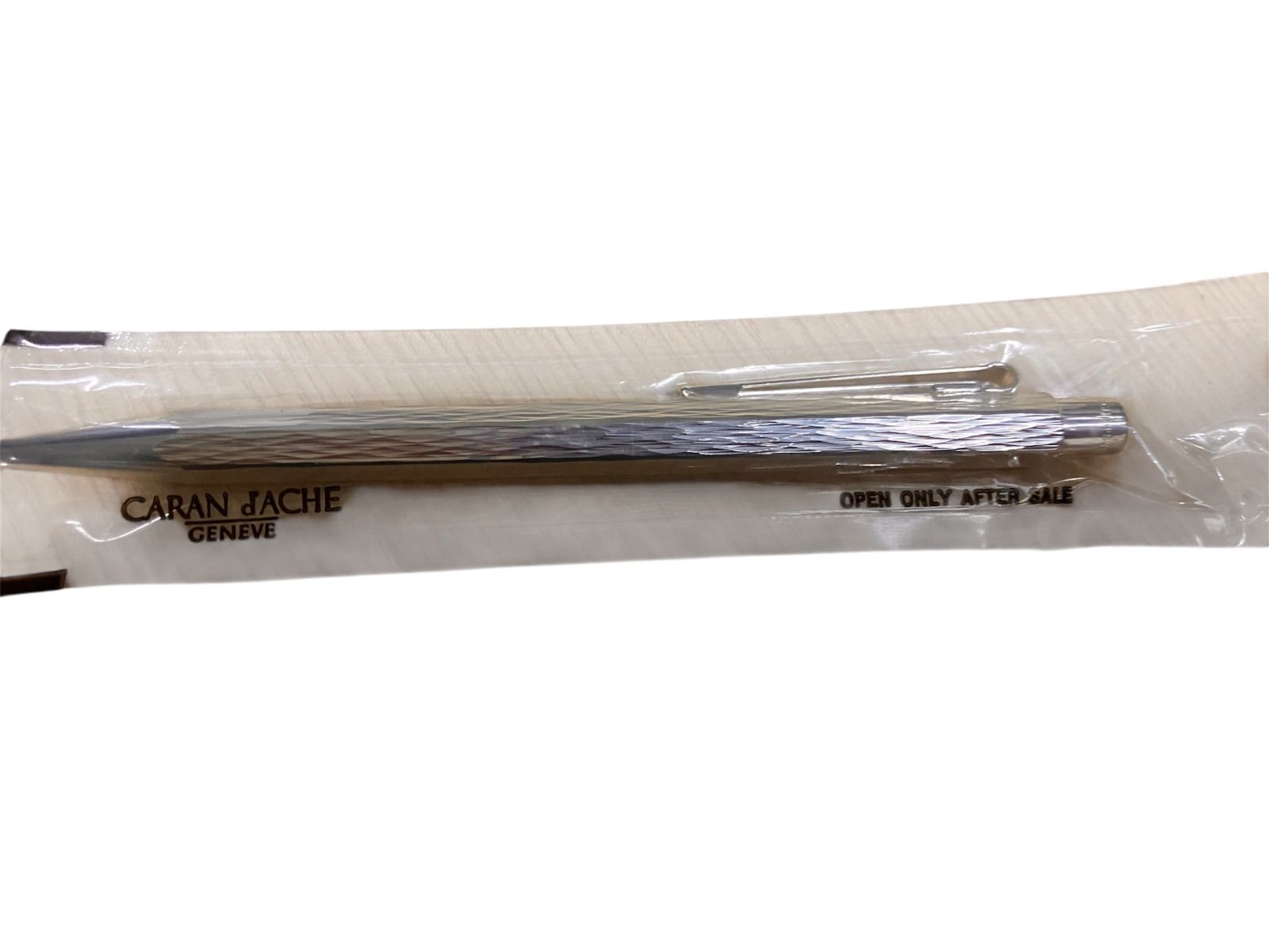 カランダッシュ　ボールペン　エクリドール　未開封　新品・未使用品 CARAN D'ACHE カランダッシュ ボールペン エクリドール