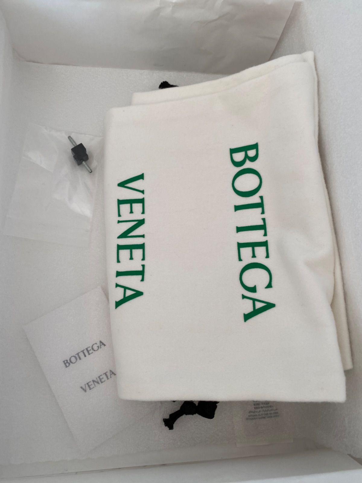 新品　確実正規品　Bottega Veneta ボッテガヴェネタ　37