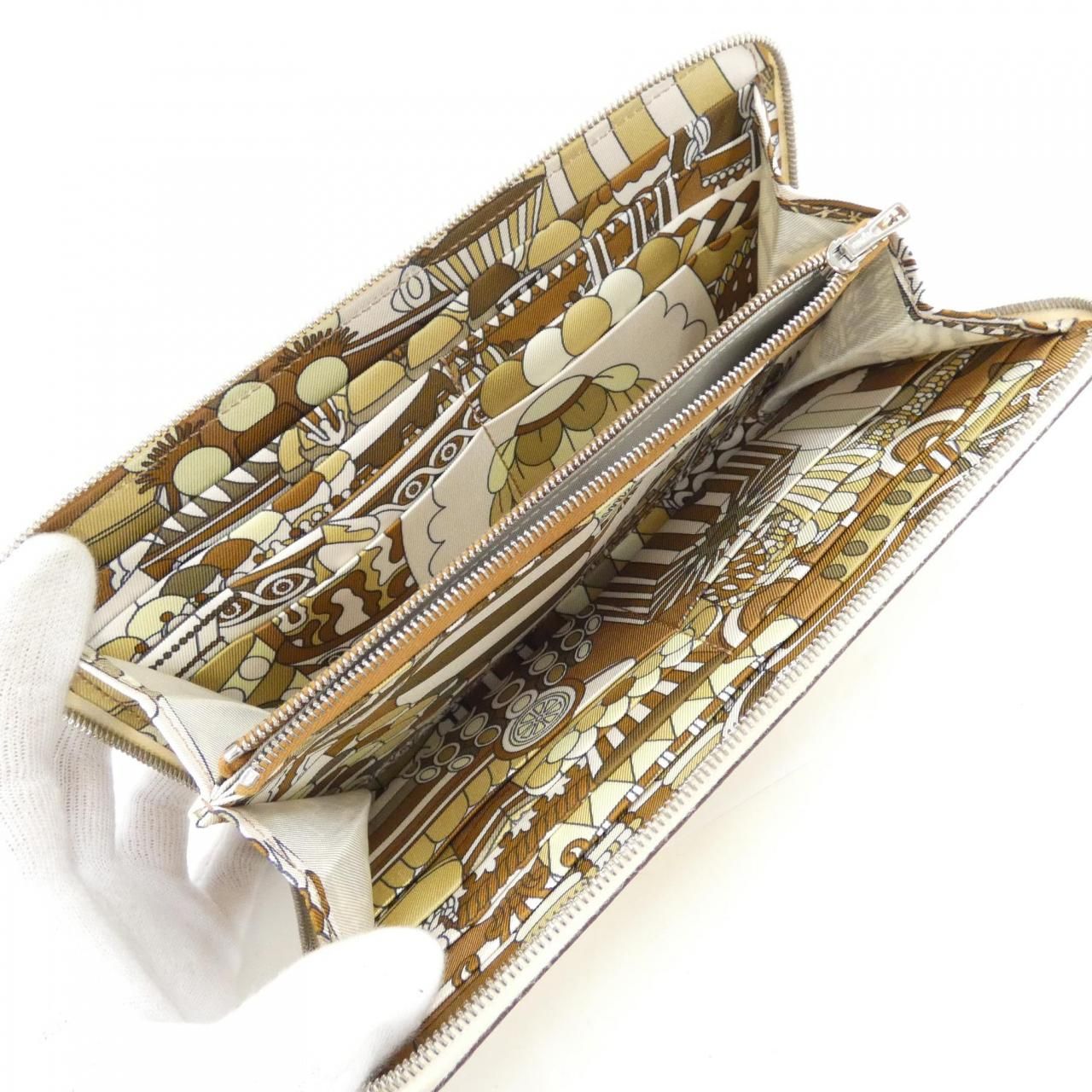 エルメス LA PATISSERIE FRANCAISE シルク イン クラシック 083084CK  