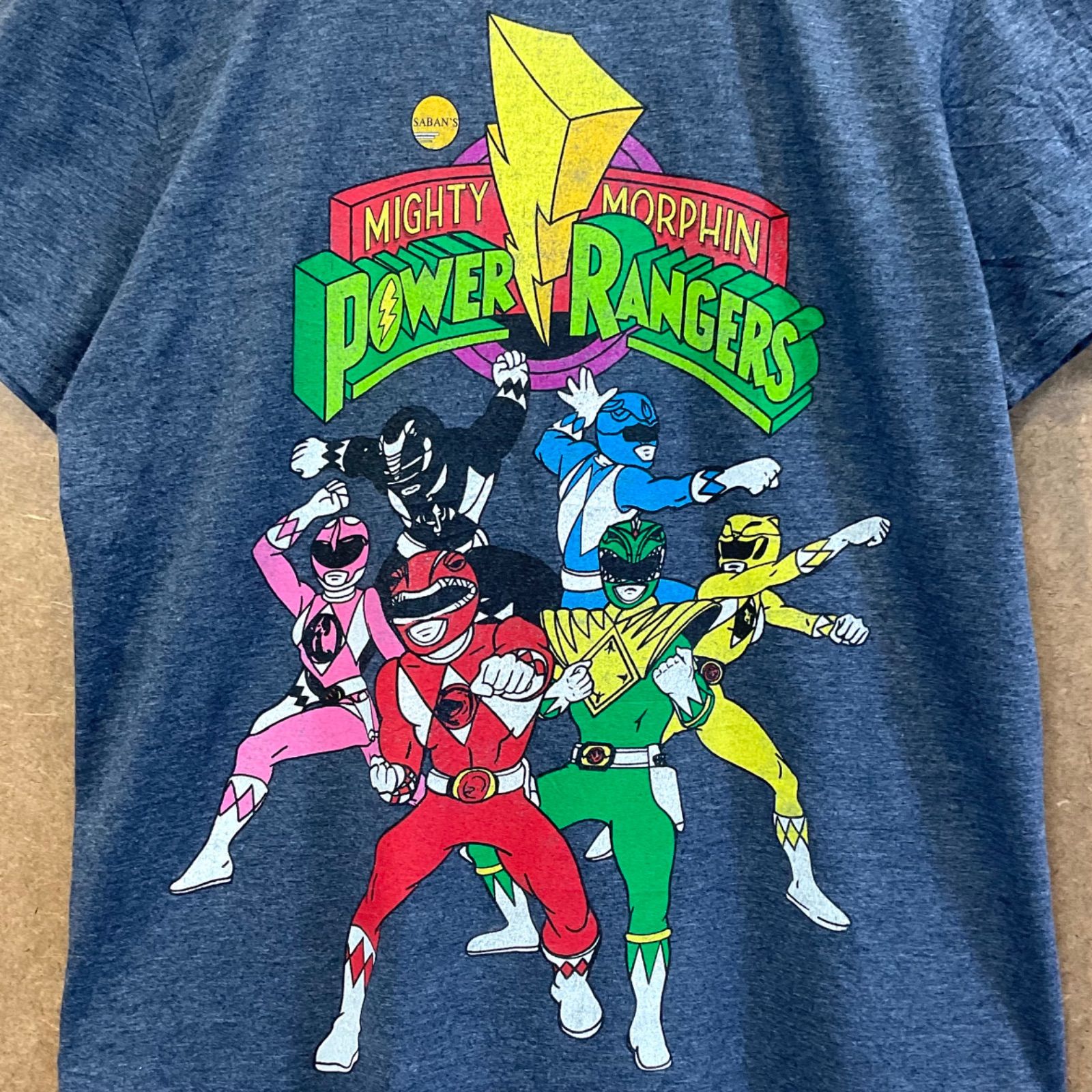 US古着 パワーレンジャーPower Rangers スーパー戦隊イラスト ビッグプリント半袖tシャツ灰M