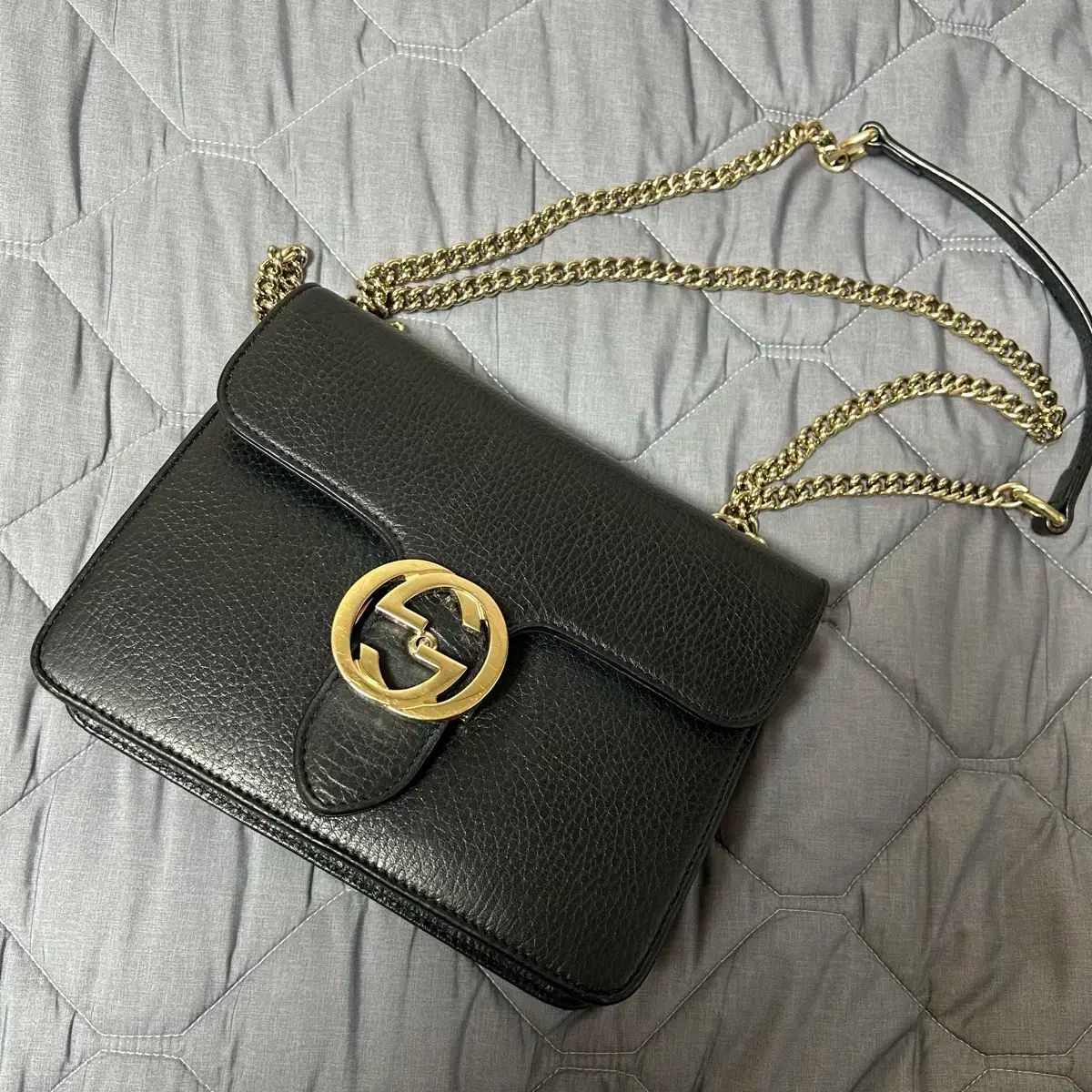 GUCCI グッチ インターロッキング クロスバッグ スモール
