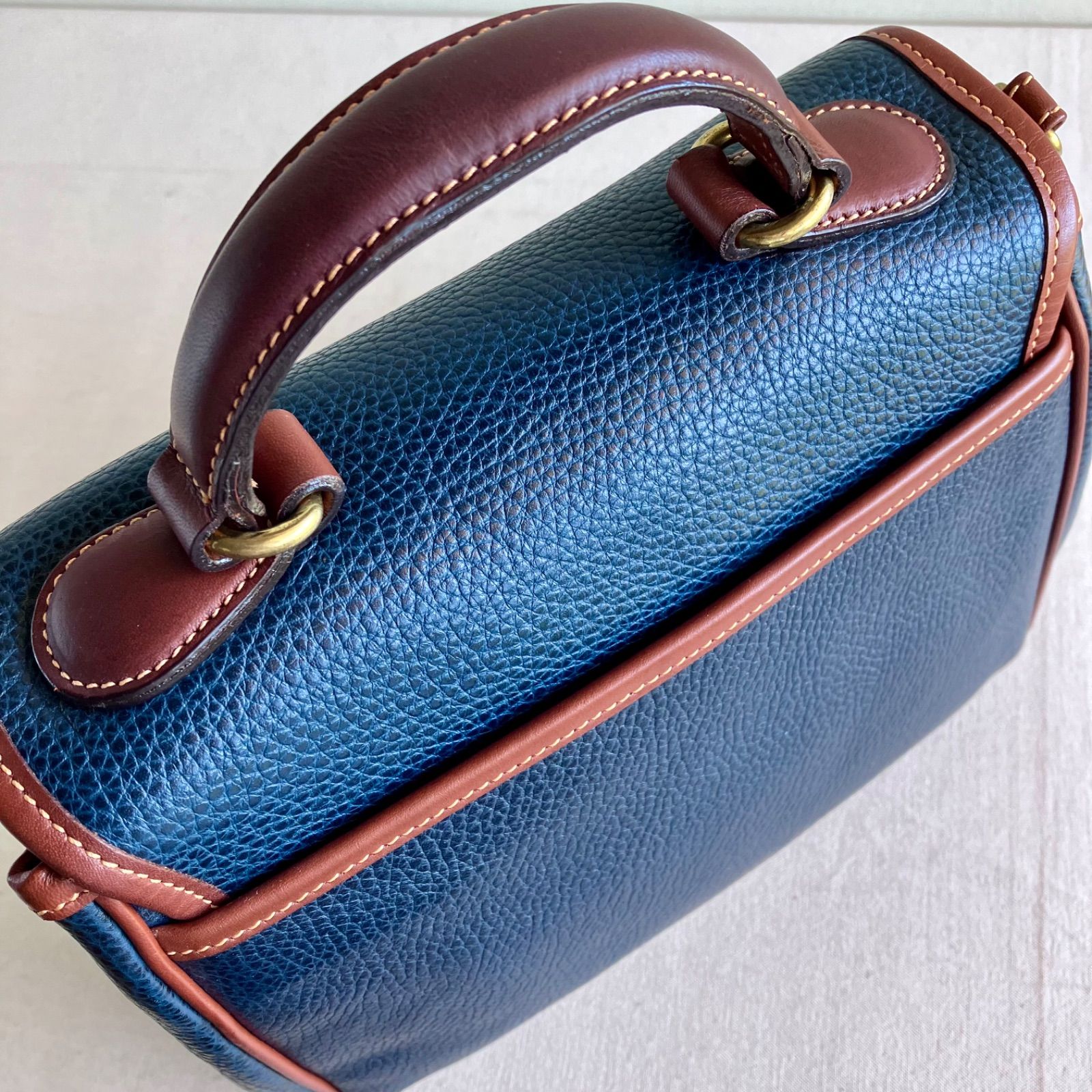 Vintage Coach Sheridan collection Monticello Bag Navy Blue Leather