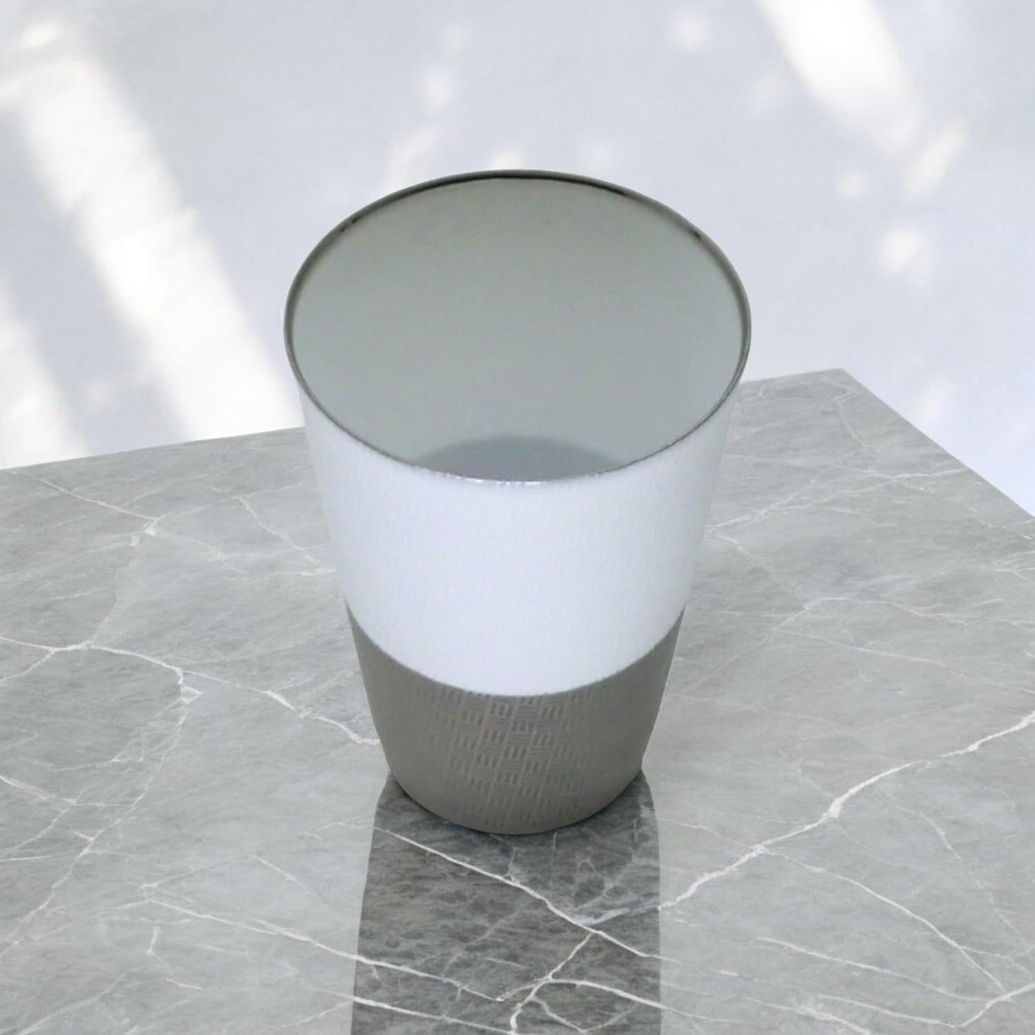 人気商品】日本製 370ml 木箱入り あじろ プラチナ タンブラー 光を