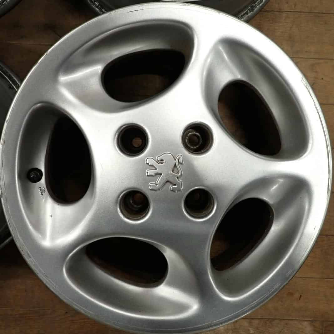 ハブ径65mm シルバー