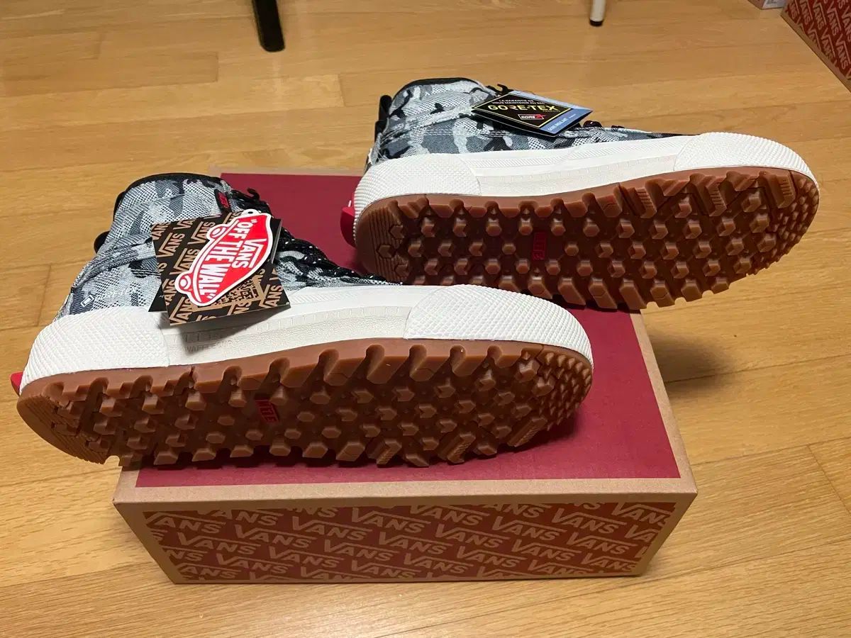 VANS GORE-TEX SK-8 ハイ トレッキングシューズ 出品 【公式通販】