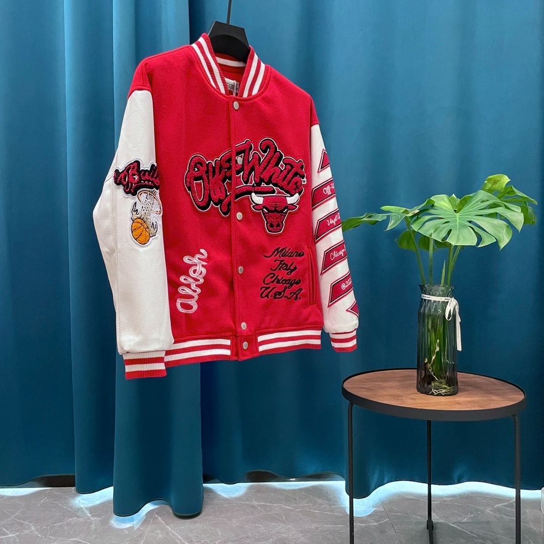Off-White シカゴ・ブルズ スタジャン Off-White Chicago Bulls