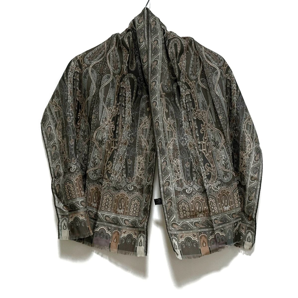 美品 ★ETRO★ ストール ペイズリー柄 ウール混 グレー ピンク レッド ☆ETRO☆ ストール ペイズリー柄 ウール混 ピンク - メルカリ