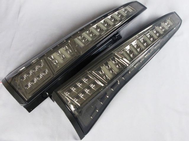 [COLIN]C26系 セレナ 後期(クロームスモーク)用フルLEDテールランプ