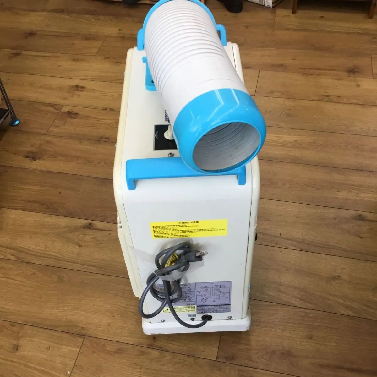 【中古】ナカトミ　ミニスポトクーラー　SAC-1800　2014年製　100V　動作確認済み　 ナカトミ NAKATOMI ミニスポットクーラー SAC-1800の中古 中古C傷汚れ