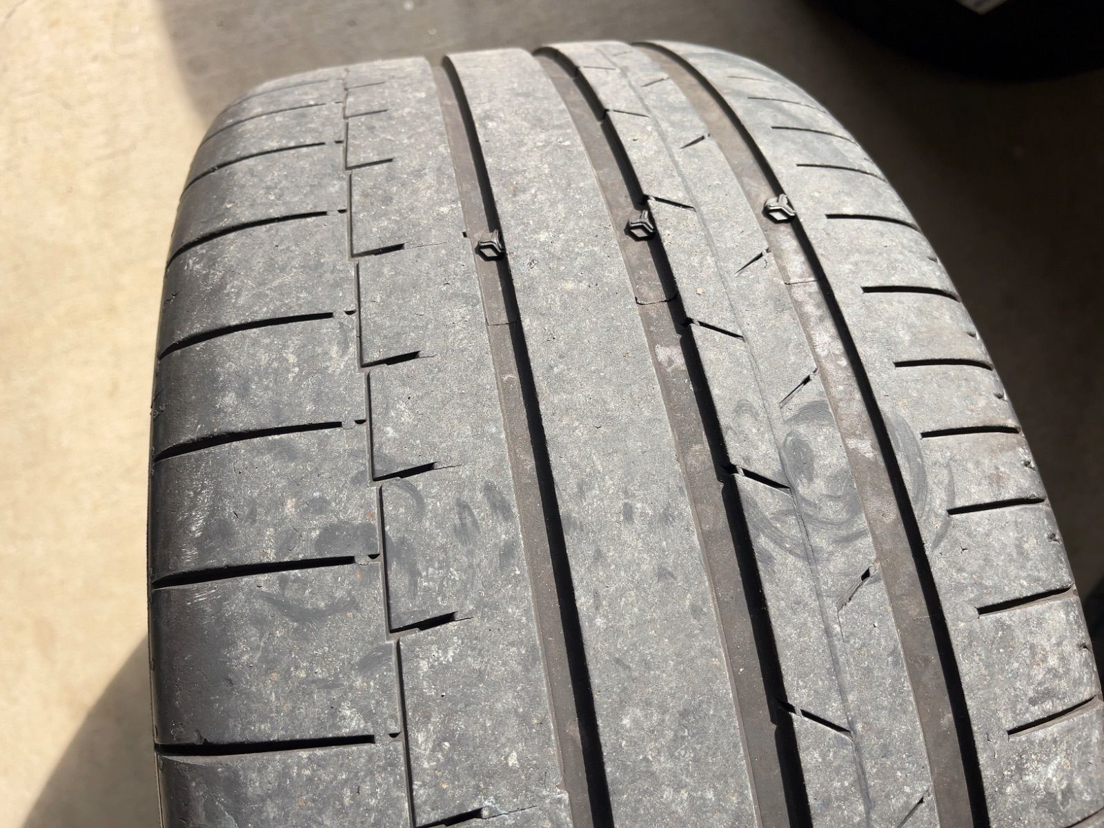 純正品 タイヤ付