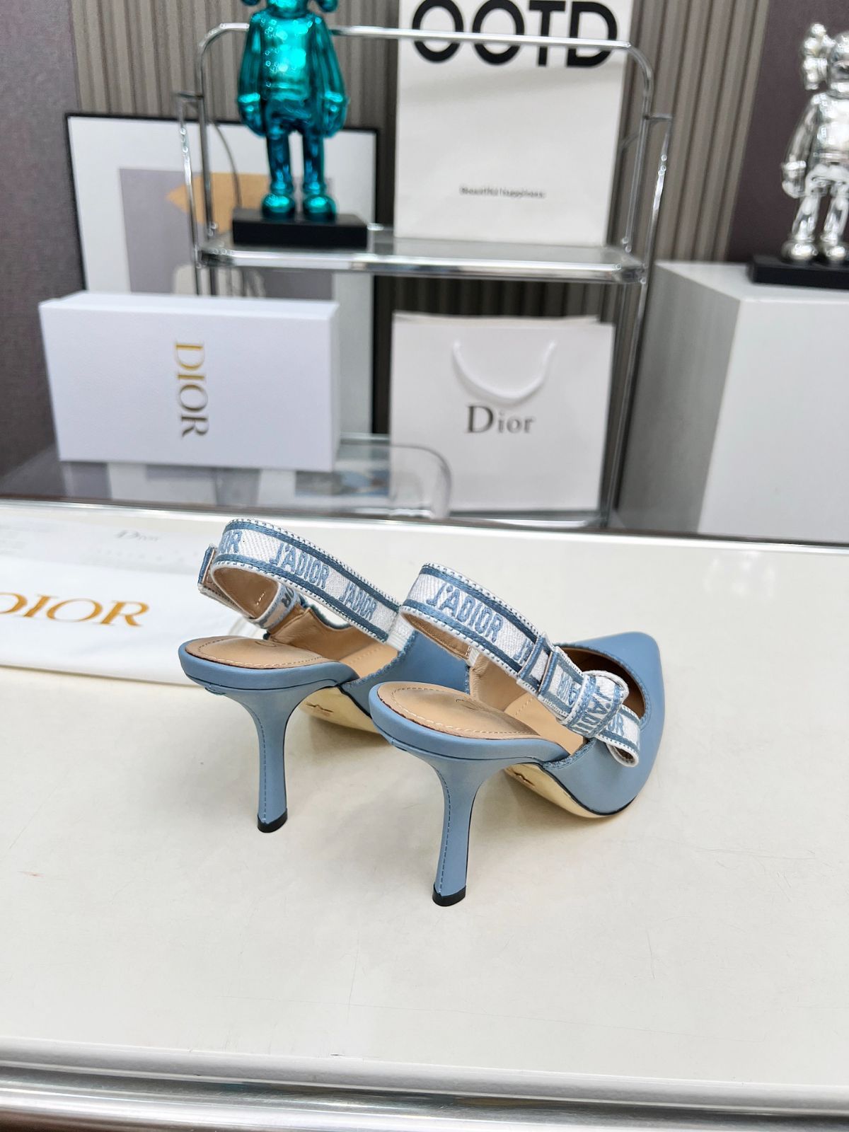 【履くだけで美脚に♪】Dior サンダル DIORsandal ❤︎ ㅤㅤㅤㅤㅤㅤㅤㅤㅤㅤㅤㅤㅤ ˚✧₊⁎ @dior