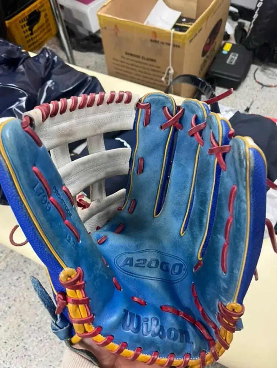 a2000 1799 外野 グローブ ウィルソン ( Wilson ) a2000 外野グローブ