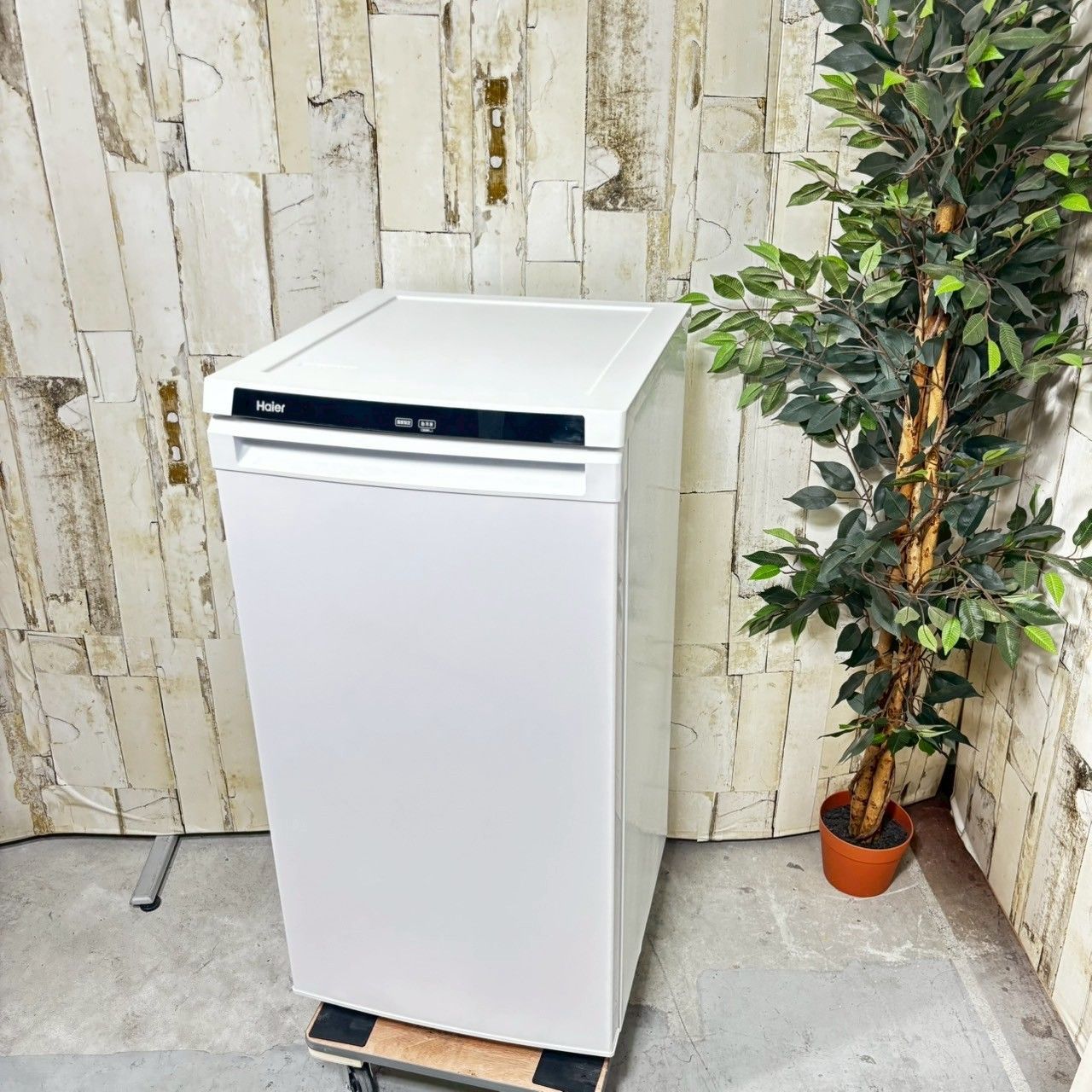 2021年製 Haier ハイアール JF-NU102C ノンフロン電機冷凍庫