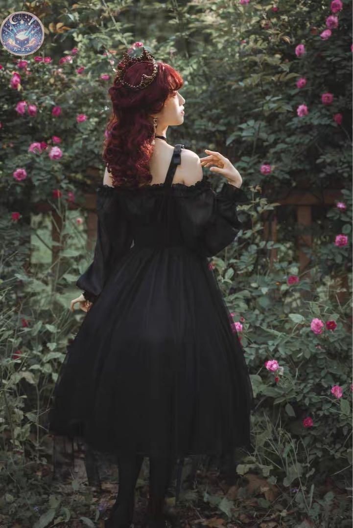 新品 未使用 ゴシックロリータ チェーンベルト付きワンピース